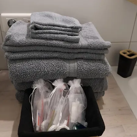 Studio- Mont Boron, Piscine Sur La Lägenhet