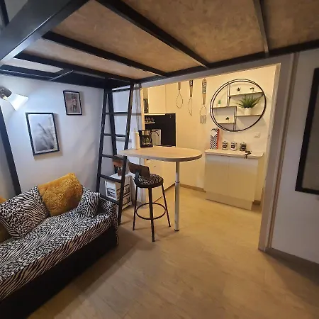 Apartament Studio- Mont Boron, Piscine Sur La *
