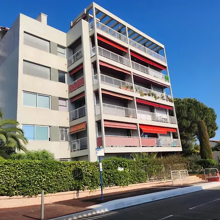 Apartment Studio- Mont Boron, Piscine Sur La