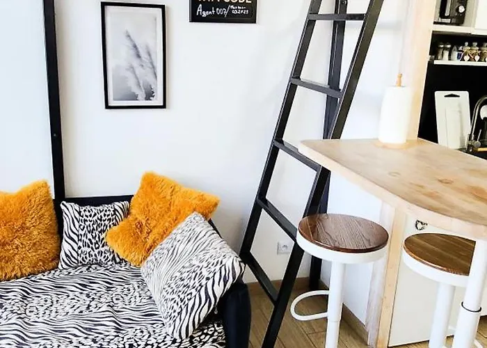 Appartement Studio- Mont Boron, Piscine Sur La Nice